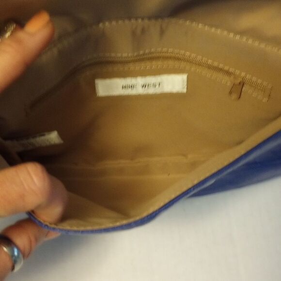 Nine West clutch with removable strap - Picture 6 of 10